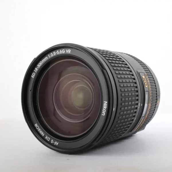 Nikon AFS 18-300/3.5-5.6G DX VR – Image 3