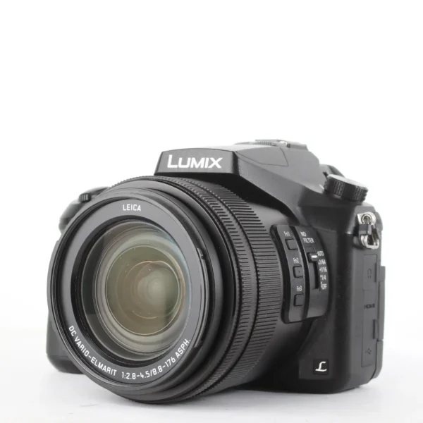 PANASONIC LUMIX FZ2000