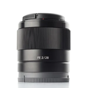 SONY FE 28MM F/2