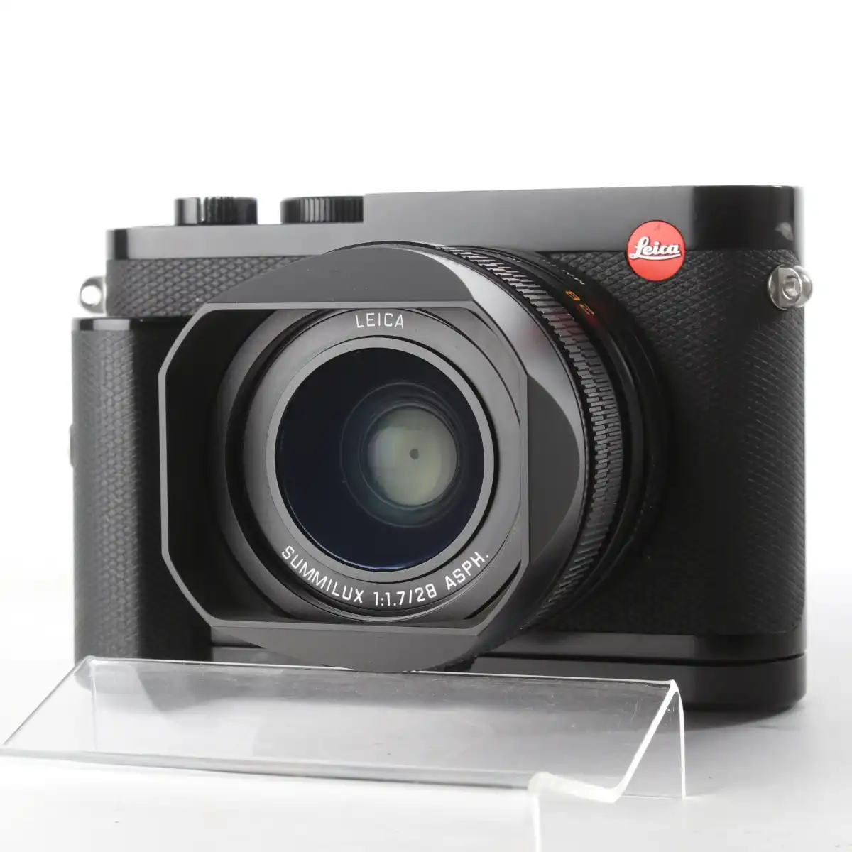 LEICA Q2